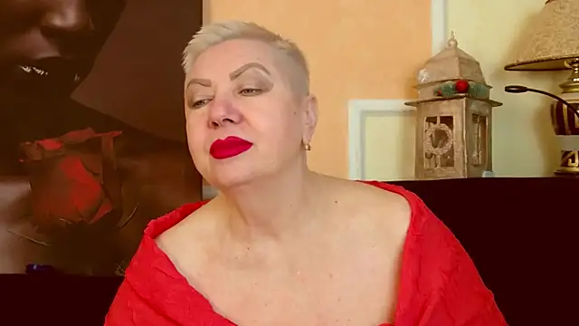 LadyPosh online show from April 21, 11:51 pm