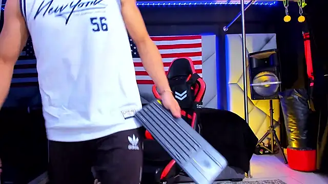 Aydenmiller96 online show from April 3, 4:54 am