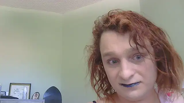 kimsupremesissy online show from April 8, 3:45 pm