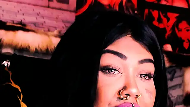 indian dreamgirl online show from April 2, 11:52 am