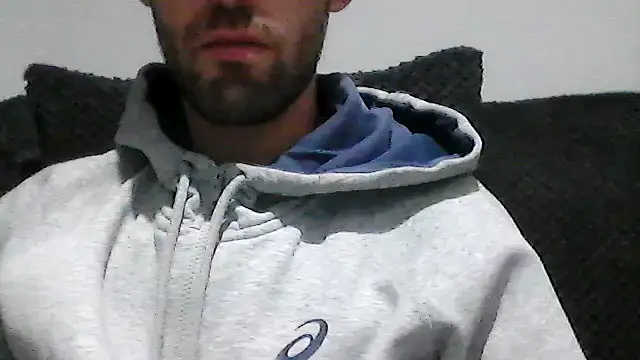 Snapshot of juju156111 chatting on November 5, 6:08 pm juju156111 online show from November 5, 6:08 pm