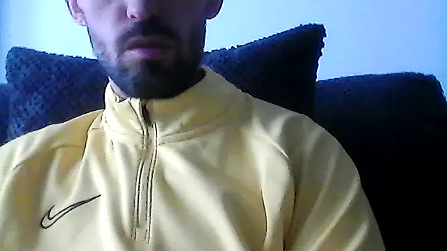 Snapshot of juju156111 chatting on November 27, 10:28 am juju156111 online show from November 27, 10:28 am