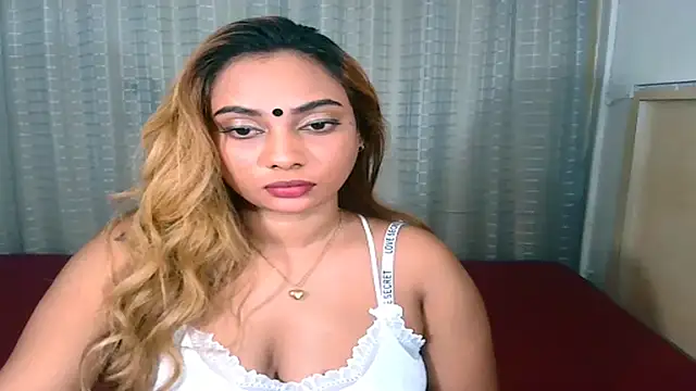 Snapshot of sexyindianchic chatting on November 6, 5:14 pm sexyindianchic online show from November 6, 5:14 pm