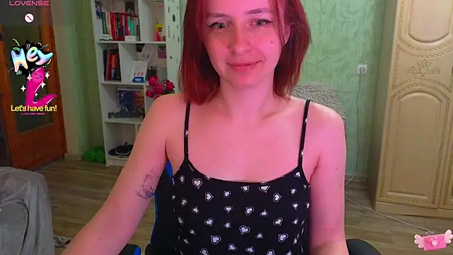 Snapshot of DanaMartina chatting on March 12, 10:59 am DanaMartina online show from March 12, 10:59 am