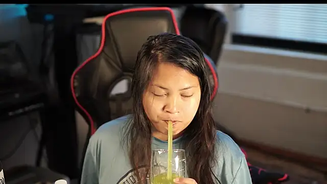 Bubbleliyah online show from January 4, 2:14 pm