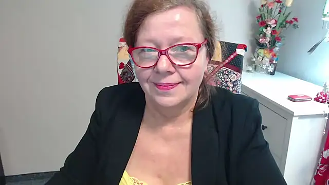 Adelewildx online show from December 4, 8:12 am