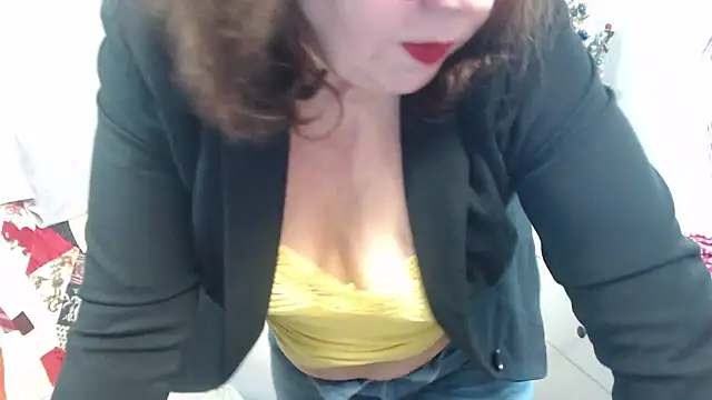 Adelewildx online show from January 7, 7:31 am