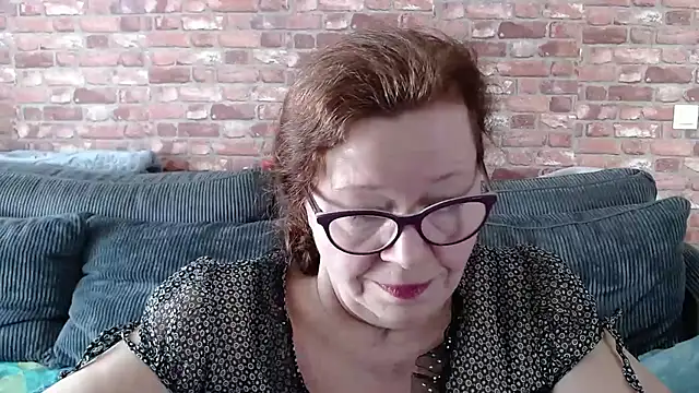 Adelewildx online show from March 8, 12:09 pm