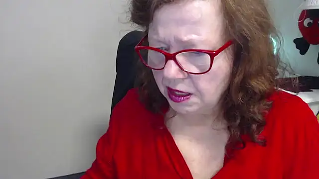 Adelewildx online show from March 13, 10:15 am