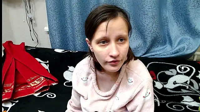 Snapshot of alisacucumber chatting on January 25, 4:13 pm alisacucumber online show from January 25, 4:13 pm