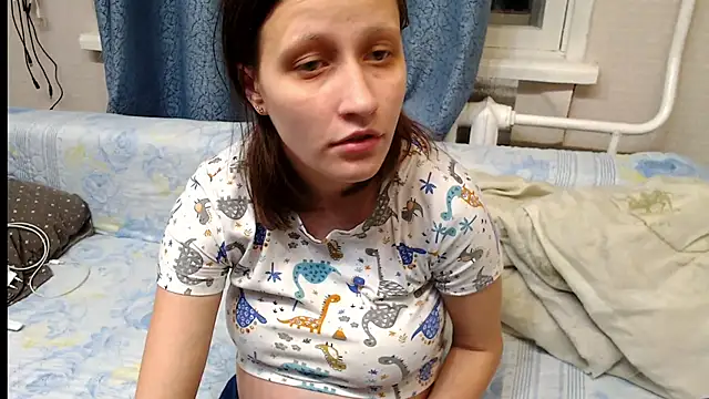 Snapshot of alisacucumber chatting on January 31, 7:18 pm alisacucumber online show from January 31, 7:18 pm