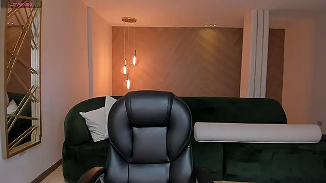 BrennaWalker online show from February 15, 7:06 pm