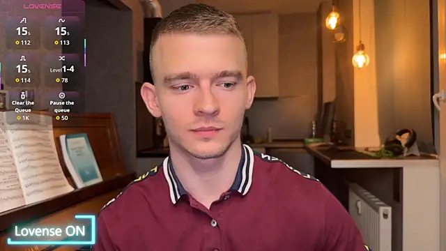 Snapshot of Marvelboy_ chatting on October 24, 9:44 pm Marvelboy online show from October 24, 9:44 pm