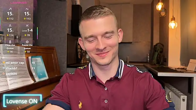 Snapshot of Marvelboy_ chatting on October 27, 1:26 pm Marvelboy online show from October 27, 1:26 pm