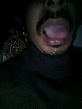 dreamtoungelick69 online show from January 21, 9:25 pm