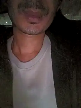 dreamtoungelick69 online show from January 19, 1:37 pm