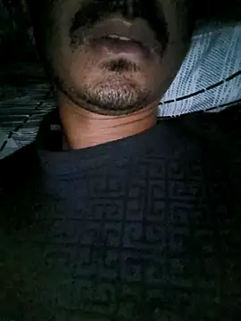 dreamtoungelick69 online show from March 6, 1:24 am