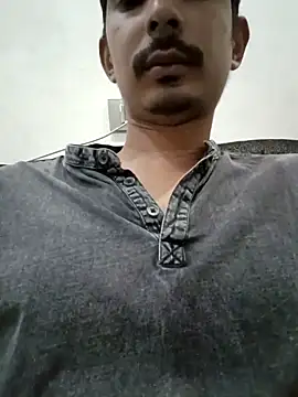 dreamtoungelick69 online show from March 12, 3:40 pm