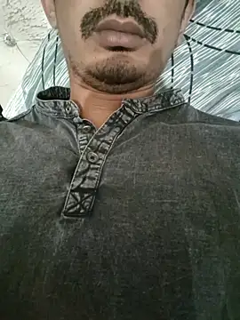 dreamtoungelick69 online show from March 13, 1:29 pm