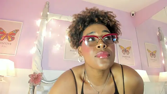 Snapshot of DakotaSexShow chatting on January 14, 10:44 pm DakotaSexShow online show from January 14, 10:44 pm