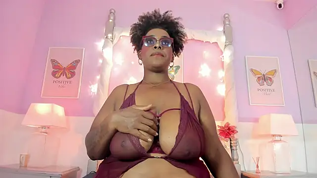 Snapshot of DakotaSexShow chatting on February 28, 7:46 pm DakotaSexShow online show from February 28, 7:46 pm