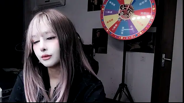 candy cola online show from February 14, 1:34 am