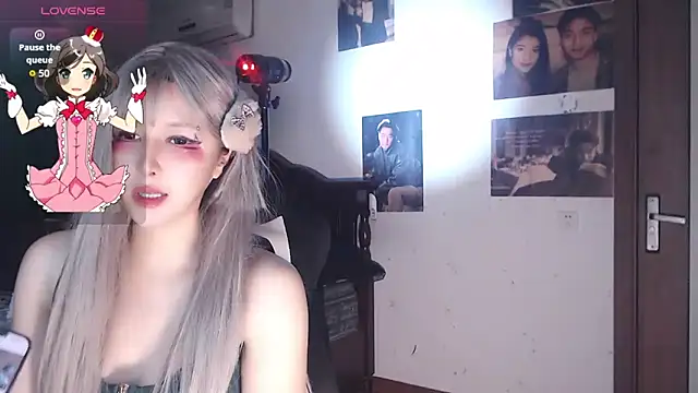 candy cola online show from October 20, 6:25 am