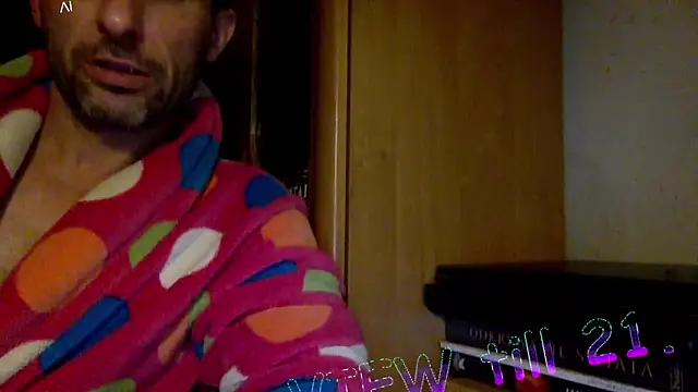 FireFox Feel online show from December 8, 8:04 pm