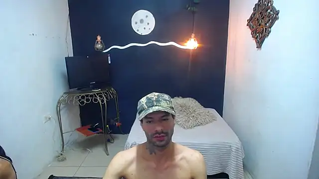 Snapshot of SexyKataShow chatting on October 16, 12:44 am SexyKataShow online show from October 16, 12:44 am