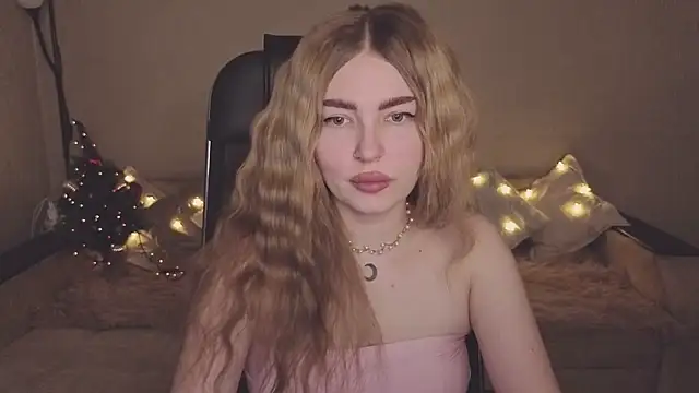 ViolettaLopez online show from December 19, 12:23 pm