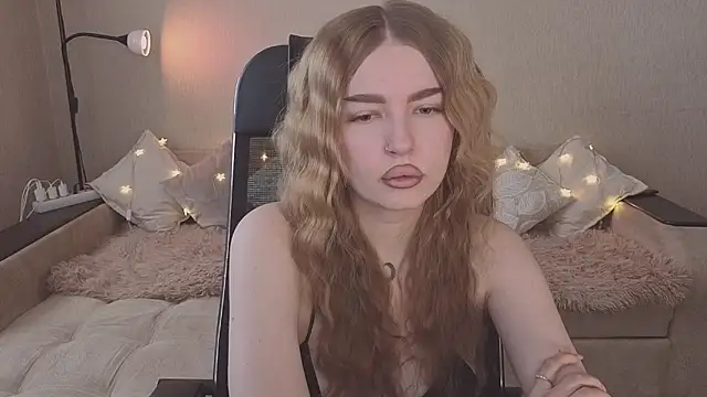 ViolettaLopez online show from February 20, 12:27 pm