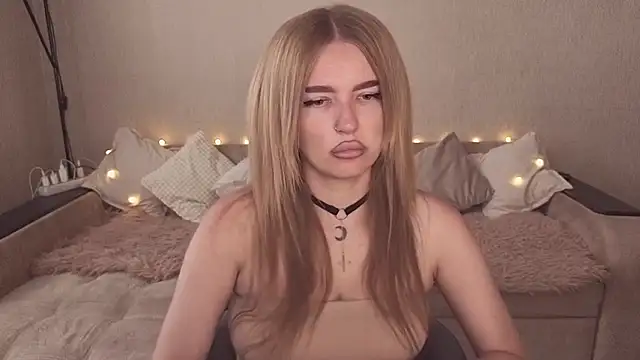 ViolettaLopez online show from July 26, 1:51 pm