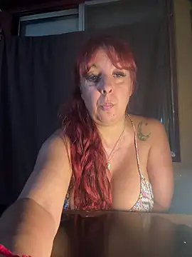 Snapshot of sofy_alone chatting on February 25, 12:36 am sofy alone online show from February 25, 12:36 am