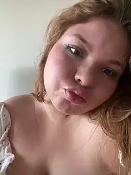 Snapshot of AshlyRouse chatting on December 14, 10:39 pm AshlyRouse online show from December 14, 10:39 pm