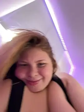 Snapshot of AshlyRouse chatting on March 9, 12:31 pm AshlyRouse online show from March 9, 12:31 pm