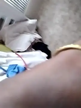 Snapshot of alfiebrown007 chatting on January 19, 9:46 am alfiebrown007 online show from January 19, 9:46 am