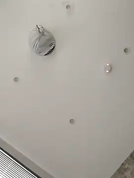 Snapshot of alfiebrown007 chatting on March 1, 9:00 am alfiebrown007 online show from March 1, 9:00 am