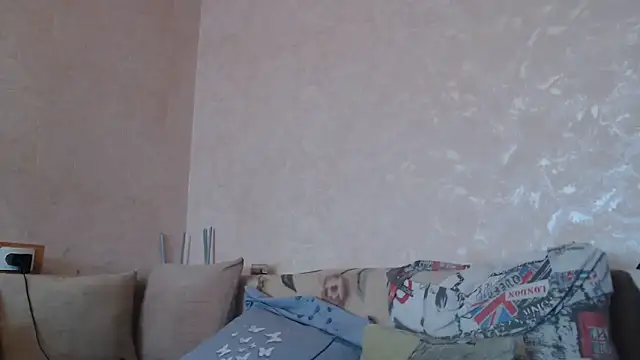 Amy August online show from February 19, 11:06 am