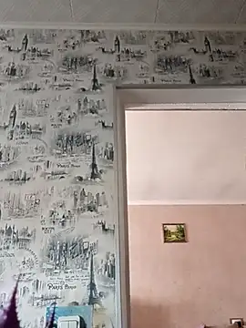 Amy August online show from March 23, 7:20 am