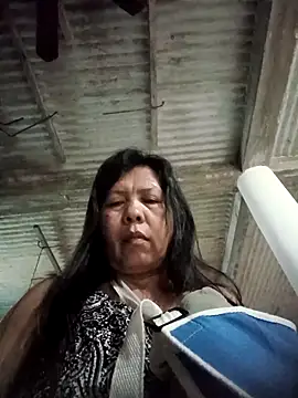 TropicalFlower online show from March 31, 11:05 pm