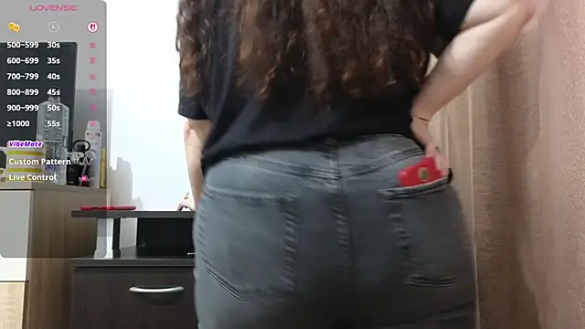 BBW MILF 4U online show from April 17, 11:13 am