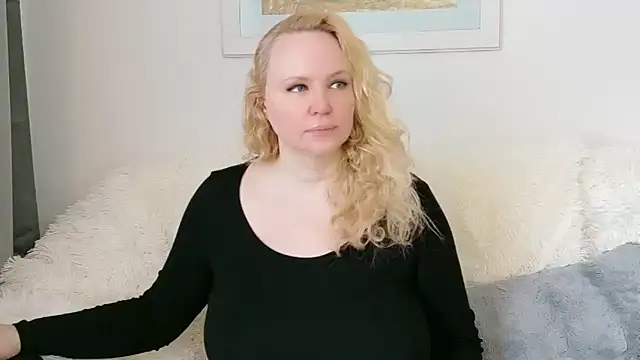 Sarah4you online show from March 28, 1:00 pm