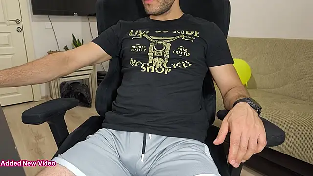 Snapshot of Emre_Ty chatting on September 18, 5:26 pm Emre Ty online show from September 18, 5:26 pm