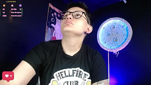 girl intense444 online show from February 13, 12:34 pm