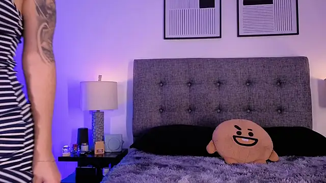 Snapshot of mandi4pole_ chatting on February 4, 11:09 pm mandi4pole online show from February 4, 11:09 pm