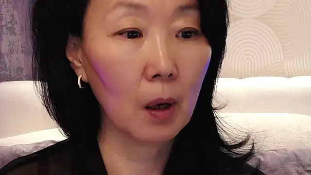 Snapshot of Asian_legs chatting on January 23, 3:22 pm Asian legs online show from January 23, 3:22 pm