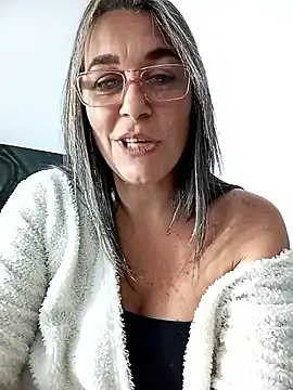 Snapshot of Katy_Randy chatting on March 6, 10:47 pm Katy Randy online show from March 6, 10:47 pm