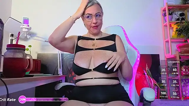 Snapshot of Katy_Randy chatting on September 29, 11:20 pm Katy Randy online show from September 29, 11:20 pm