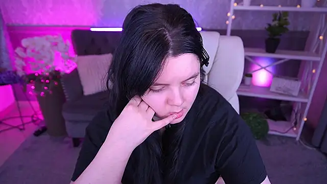 LittleShyy online show from February 28, 1:56 pm