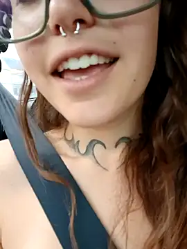 Snapshot of Blulilla69 chatting on September 10, 1:11 pm Blulilla69 online show from September 10, 1:11 pm